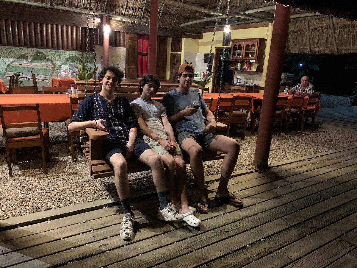 Night time at crystal paradise! Great kids and lots of good memories! ⁦<a href="/bhs_galante/">Heather Galante</a>⁩