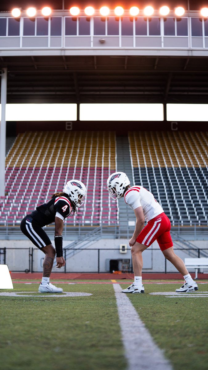 Super impressed with <a href="/SOU_Football/">Southern Oregon Football</a>. Thank you to the coaches and staff for an amazing official visit this weekend! 🔴⚪️
<a href="/CoachWinfield/">Josh Winfield</a>  
@brown_berk
@SOU_CoachStew  
@CoachSam_WR_SOU 
<a href="/SilveradoHSFB/">Silverado High School Football</a> 
<a href="/702HSFB/">702 HSFB</a>