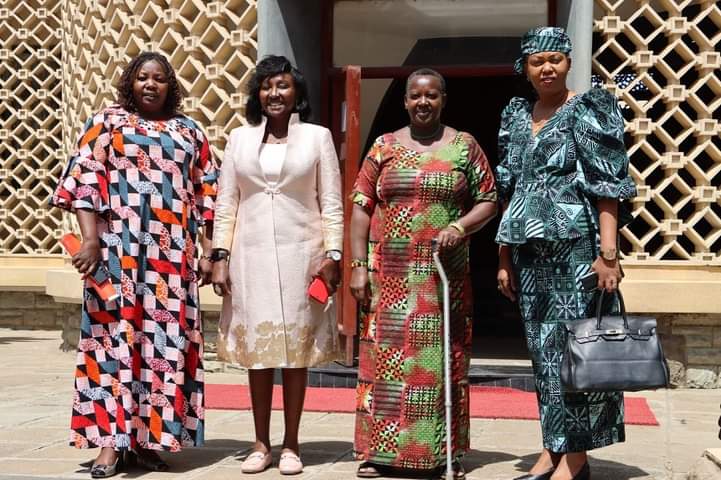 ‘There is beauty in everything & there is beauty in African fashion.’

This week @KEWOPA
Members will wear outfits design by our local designers.

Buy Kenya, build Kenya.

#SupportingLocalDesignersKe 
#WomenInPoliticsKE