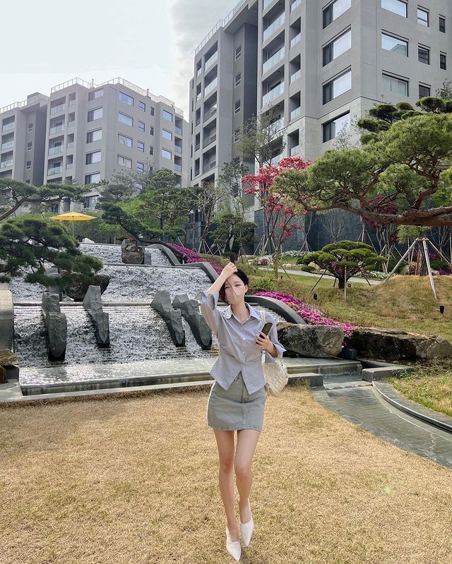 YShekiya's tweet photo. 下午好☀️

#关注我 #互关 #FolloMe #OOTD https://t.co/PQJXGgV8Vh
