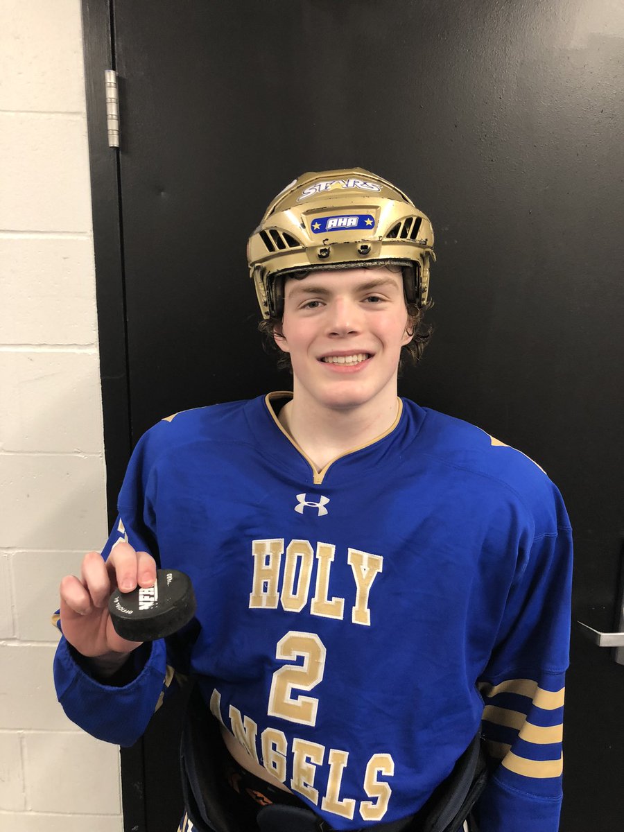 Academy of Holy Angels Boys Hockey tweet media