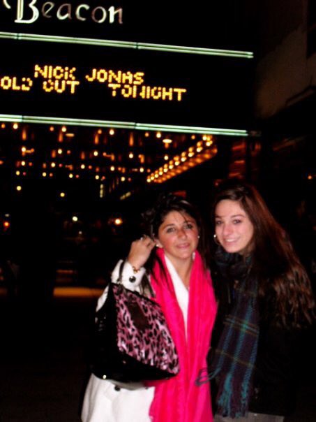 pixielexiee's tweet photo. Give it to me. @nickjonas #njata https://t.co/rDF9bSfZnL