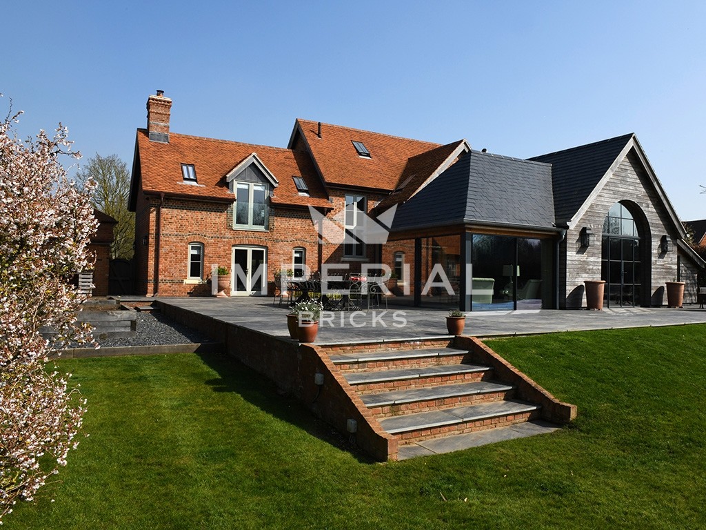 Imperial_Bricks's tweet photo. Building your dream home? 

Perfect for creating a combination of strength, warmth, and character, our high-quality bricks are designed to bring your dream home to life. 

With our bricks, your home will last for generations. 

#ImperialBricks #HandmadeBricks #SelfBuild https://t.co/n8hbC3M4Qm