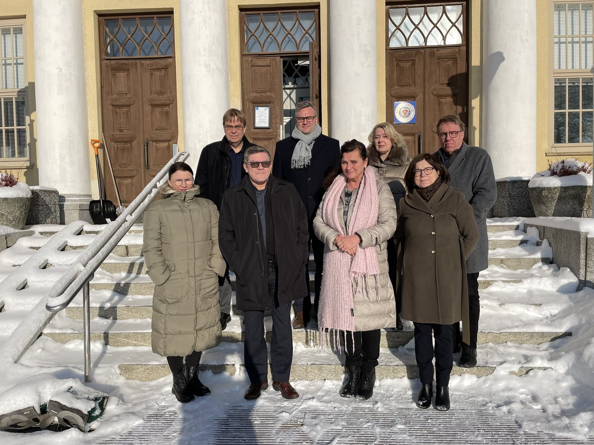 Marina Erhola tweet media