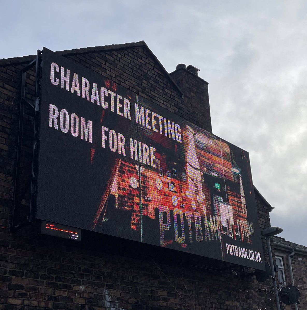 Are you looking for an inspiring meeting/training space? Find out more —-> potbank.co.uk/meeting-and-tr…