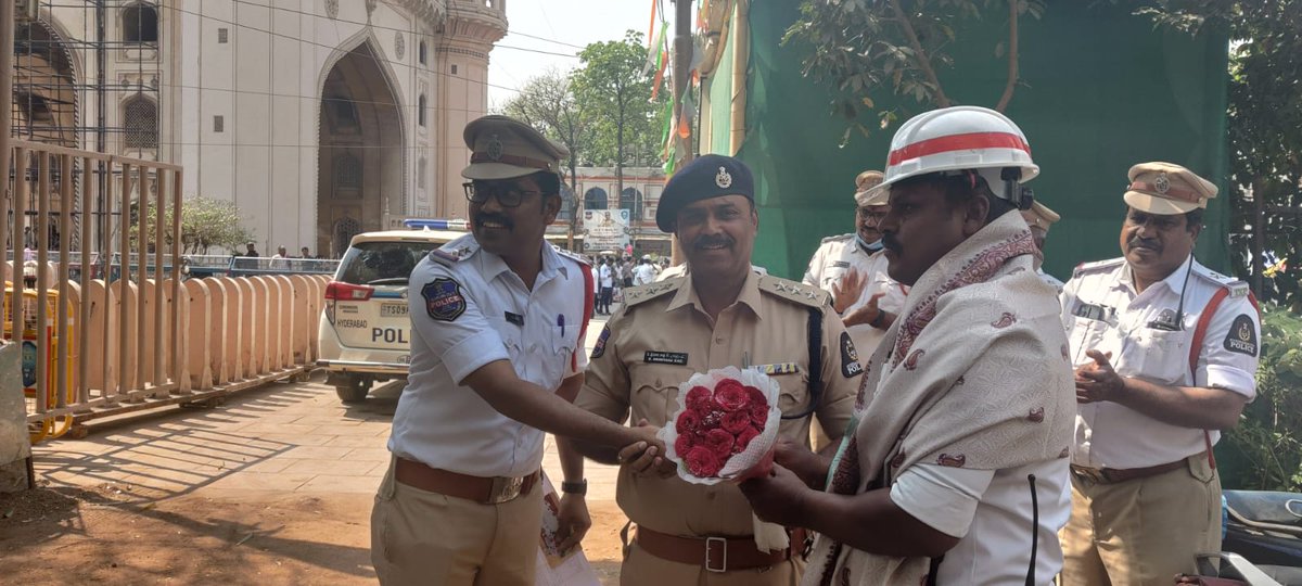 Charminar Traffic PS tweet media