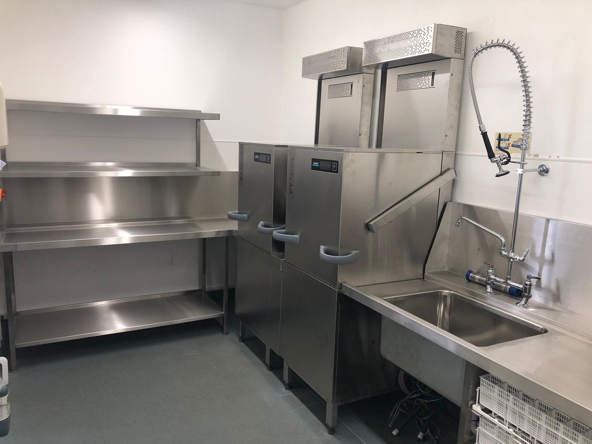 WinterhalterUK's tweet photo. Our machines are ultra- insulated, so like a house the better the insulation the less #energy is consumed https://t.co/yHuTB9Xskp #sustainability #warewashers #dishwashers https://t.co/iNXpU6bxx5