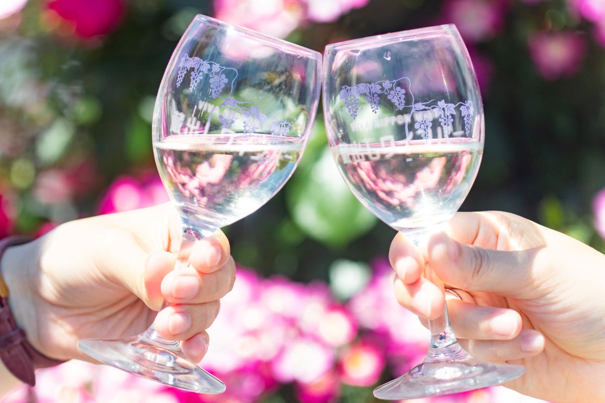 kofu_winebar's tweet image. ようやく再開できます！
#蔵出しワインバー
2023.5/26-28
甲府駅前で4年ぶりに開催！
情報は随時こちらにつぶやきます。

#kwb
#viva_nippon_wine
#japanesewine
#山梨ワイン
#wine 
#ワインイベント
#イベント 
#よっちゃばれ広場