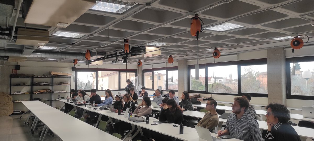 Harmony_H2020's tweet photo. We are so happy to be at @UICbarcelona today sharing the Harmony Model Suite with students and experts. https://t.co/K8OyBXkLLp