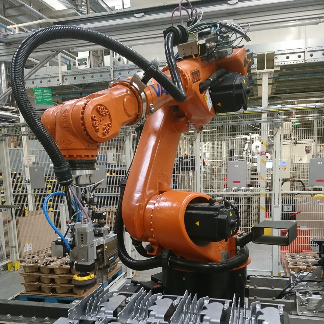 roboceptionGmbH's tweet photo. 👀for robots make the difference: 
“We were able to reduce the cycle time from 40 to as little as 25 seconds, a pick-and-place operation per part now takes 7 seconds instead of 12 seconds in the previous set-up.” (Customer statement)
https://t.co/uZnewU4NFq
#robotvision https://t.co/cFaTMirOxY