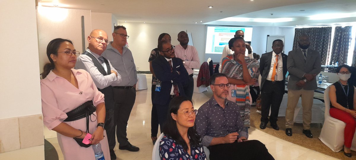 ONUGuineaEcua's tweet photo. @ONUGuineaEca avanza con el proceso de elaboración del nuevo marco de cooperación con la revisión del CCA y la teoría de cambio. Asistieron al ejercicio todos los organismos de la ONU en el país, con participación en linea de la Oficina subregional #DCO  y otras agencias. https://t.co/YFytepHyss