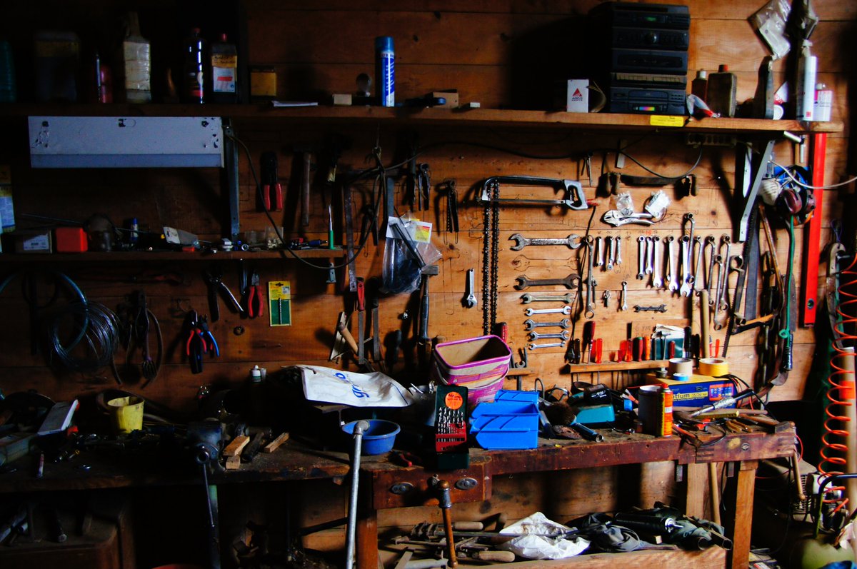 Morgen findet die Werkstattkonferenz "Digitale Transformationen in hochschulischer Bildung gestalten" der Uni Vechta und Uni Bonn statt, an der auch ECC3, 9 und 10 von EdCoN teilnehmen. 
➡ uni-vechta.de/vibes/veransta…
#DHBW #EdCoN #OER #digitalkollaborativforschen 📸 : M. Abegglen