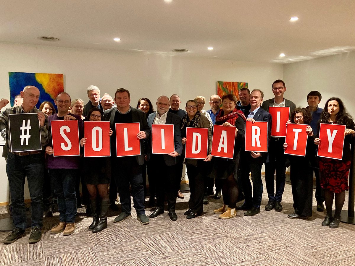 EPSUnions's tweet photo. 🥳 EPSU's local and regional government committee met for the 60th time yesterday!
📋 On the agenda: remunicipalisation, digital, climate and more.
✊ We also send our #solidarity to the workers taking action across Europe! https://t.co/MyGeNGPZ6J