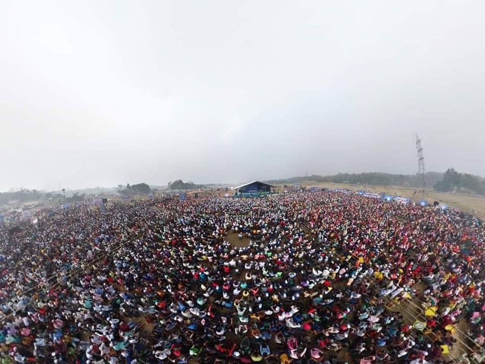 Massive crowd have turned up for <a href="/AITCofficial/">All India Trinamool Congress</a> meeting  for #MeghalayaElections2023 

#Didi