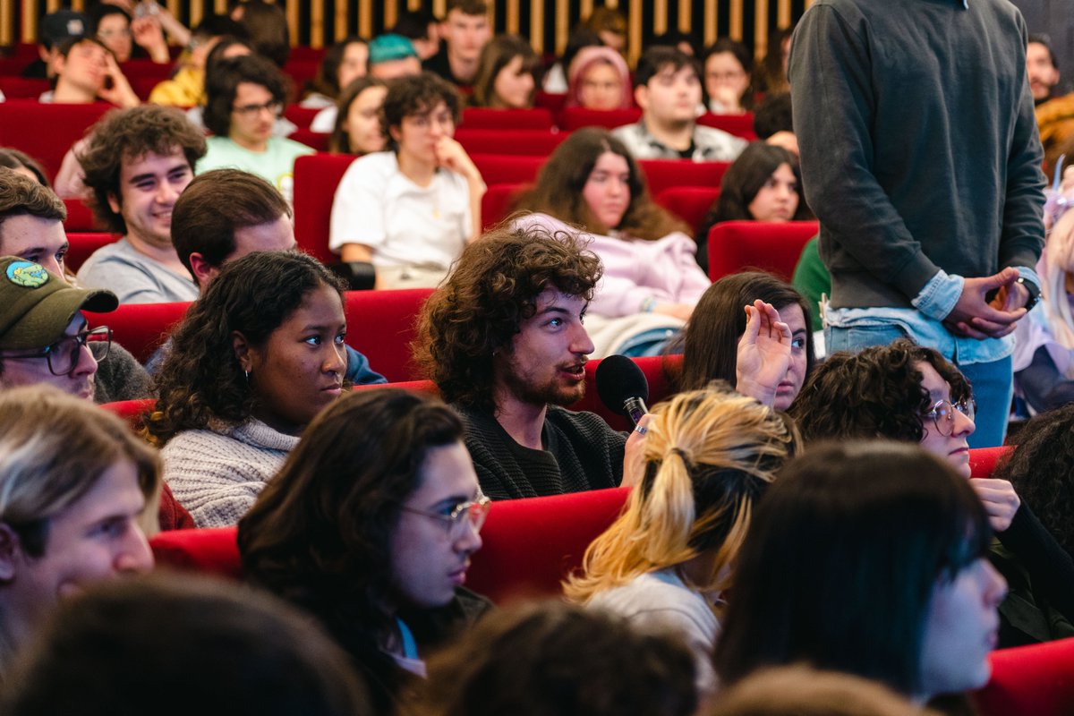 Cómo se crea un plano de animación desde 0? Jordi Solanes @jor_solanes ,  Lead Animator en @ForticheProd , nos visitó para compartir con nuestros  alumnos del Área de Videojuegos su experiencia profesional