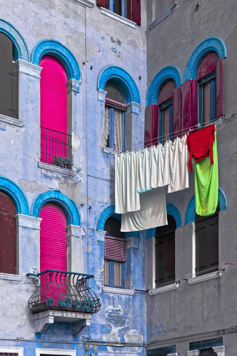 calice gallery tweet media