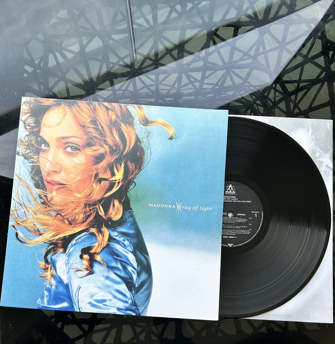 ZENONZINDILIS's tweet photo. 25 years have gone so fast but memories are frozen in time. #RayofLight, the seventh studio album by #Madonna, released on this day, February 22, 1998. It is undeniably one of the best pop albums of all time.
#iconicpop #vinylporn https://t.co/GD8x1LgFz7