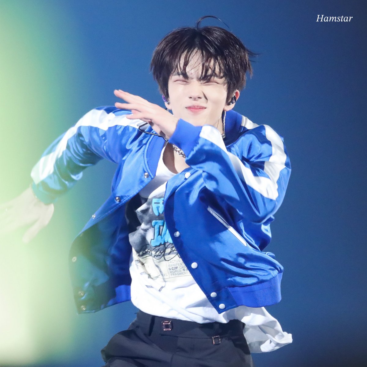 NCTDreamINA's tweet photo. /dreamies KOK BISA YAH DI SHOT DENGAN POSE BEGITU MALAH KELIATAN LUCUUU IMUT HARUSNYA KAN JADI FOTO AIB 😣😣😣😣😣😣😣😣😣 https://t.co/ATWhsjkaXy