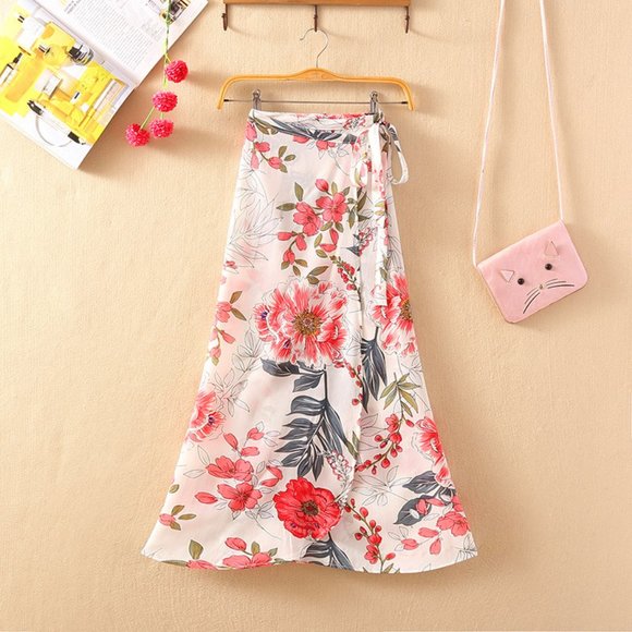 RubyChristene's tweet image. So good I had to share! Check out all the items I'm loving on @Poshmarkapp #poshmark #fashion #style #shopmycloset: posh.mk/6LXPDzxECxb