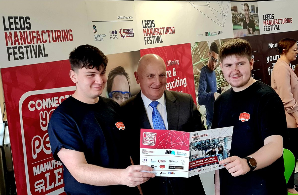 Leeds City College (@leedscitycoll) on Twitter photo We're at the launch of the <a href="/leedsmfgfest/">Leeds Manufacturing Festival</a> at our Printworks campus. This event is a chance to showcase what the industry has to offer and how we can work together to create more opportunities in the region #LMF2023 We're at the launch of the <a href="/leedsmfgfest/">Leeds Manufacturing Festival</a> at our Printworks campus. This event is a chance to showcase what the industry has to offer and how we can work together to create more opportunities in the region #LMF2023