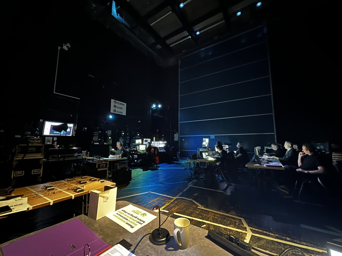 voxxeh's tweet photo. This morning we’ve got @ArlaDairyUK Ash Amirahmadi OBE and @greeneking Assad Malic on stage at #NFU23 - while on stage is happening, we’re here backstage making sure everything goes to plan https://t.co/BJOiCxOH0A