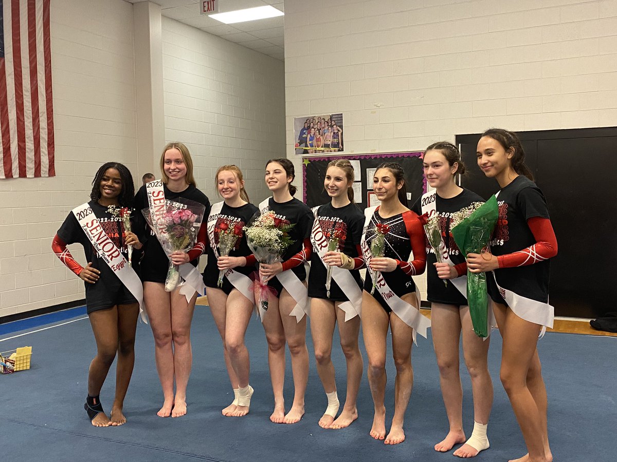 RedGymnastics's tweet photo. Senior Night Success!!!♥️🖤 https://t.co/5wrNbEVpM7