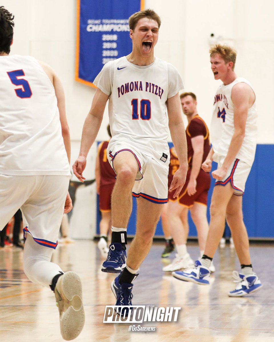 ELECTRIC! No. 24 #SagehensMBB defeats No. 19 CMS to earn their fourth-straight SCIAC Regular Season Title! #GoSagehens