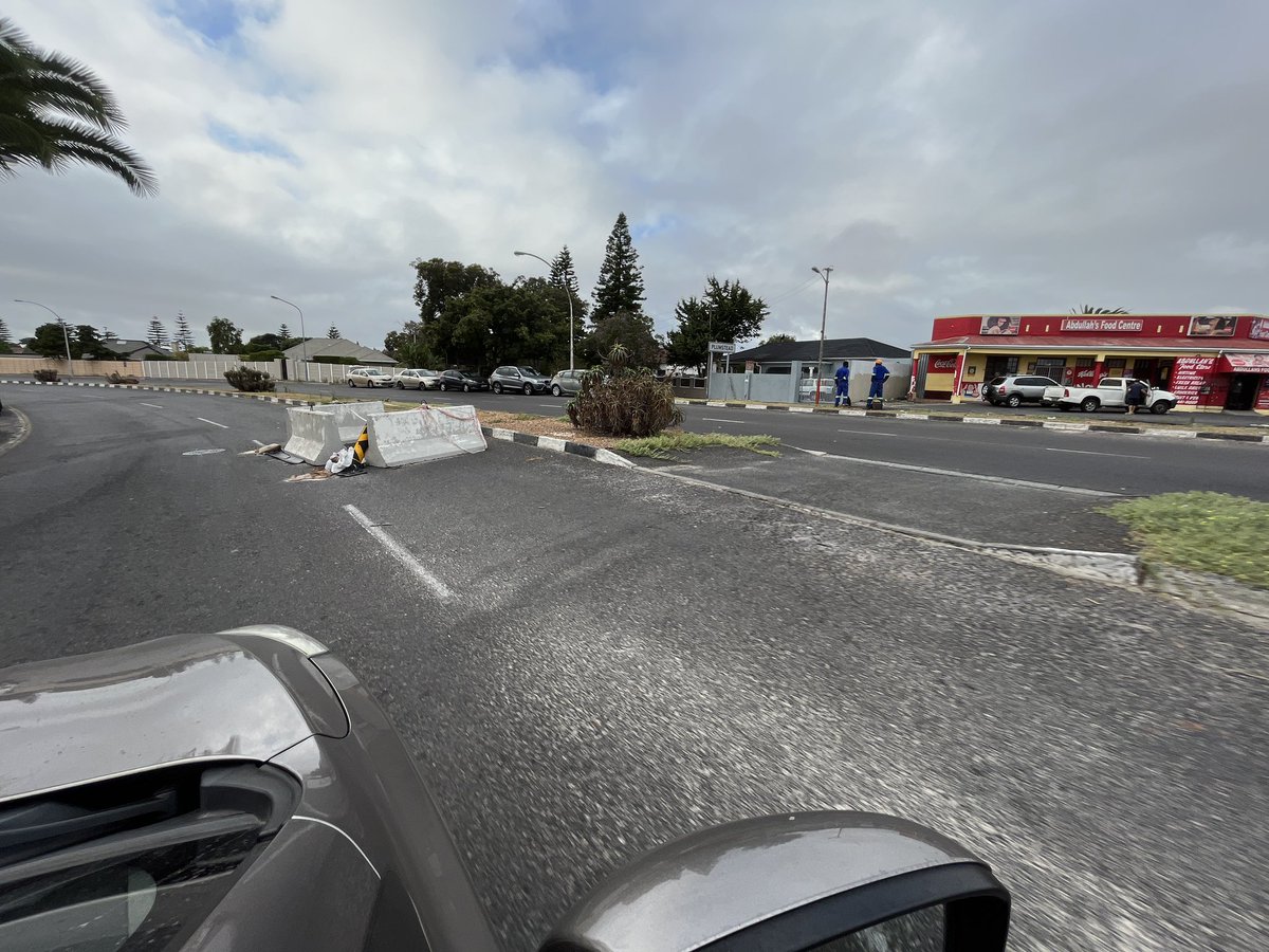 clivepringle's tweet photo. Hi @CityofCT this hole has been unattended since mid December. Is it possible to find out what’s going on? Corner of Rosmead/Prince George and Ottery Rds, Plumstead. And thanks. https://t.co/AvPPUwghyR