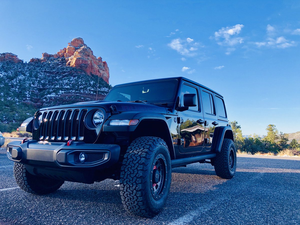 #sedonaarizona rocks for #jeepwranglers!