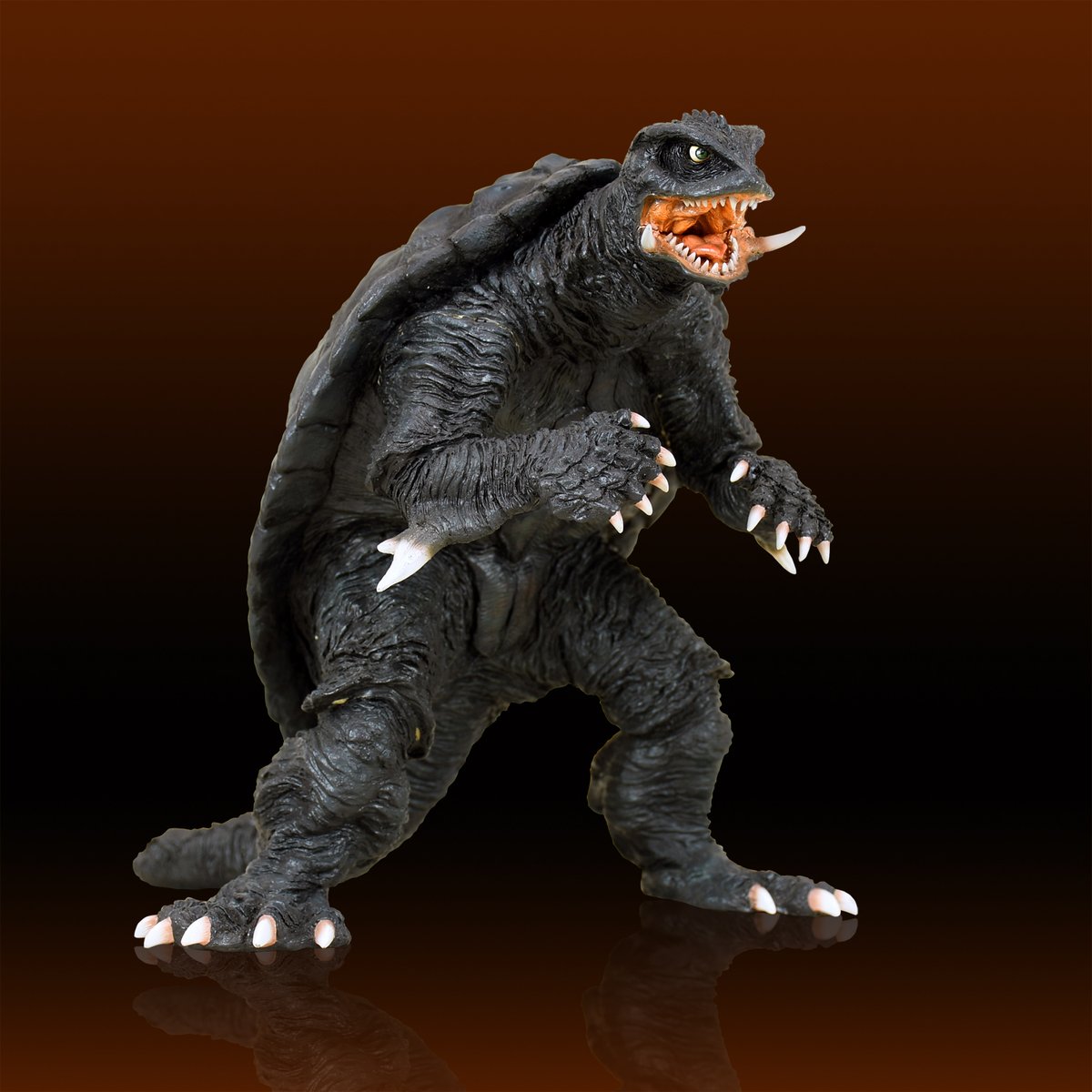 Nin_Nin_Game's tweet photo. Kaiyodo's Gamera 1996 soft vinyl kit is back and better than ever! From Gamera 2: Attack of Legion.
This reproduction edition is a must-have for fans of the iconic kaiju film 🤩
link 👉 https://t.co/qUjvxhvMxF
Don't miss out, order now!
#Gamera2 #Kaiyodo #SoftVinylKit https://t.co/BSY2W0A1xB