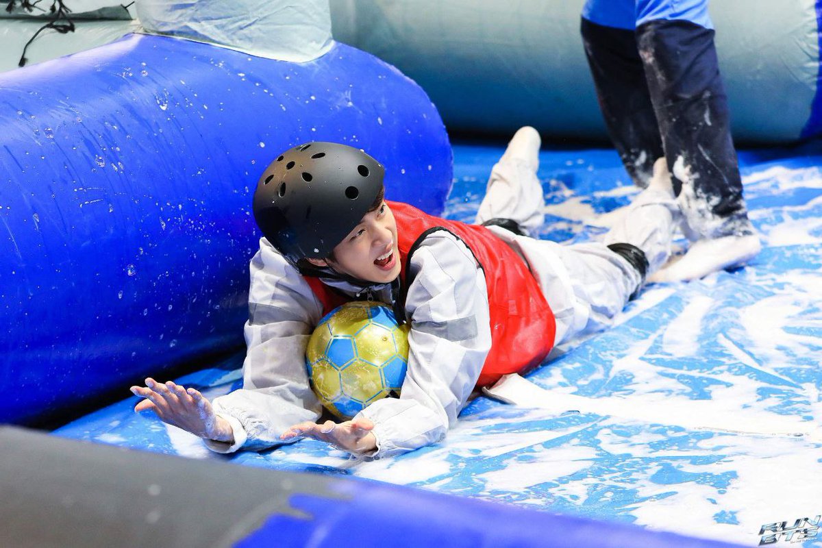 ForKSJ_SEOKJIN's tweet photo. Run BTS! 2023 Behind Cuts Special Episode - Mini Field Day Part 2
๐ฉโ๐๐น๐๏ธ๐ FROM EARTH TO MOON
3 YEARS WITH MOON #๋ฐฉํ์๋
๋จ์ง
#3YearsWithMoon
#Moon๋_์์ง์ด๊ฐ_๋ณด๊ณ ์ถ์๋
#์์ง์_๋๋ํ๋๋ฟ์ธ_Moon
#SEOKJIN #JIN #BTSJIN
#WootteoWasHere https://t.co/Nu6BVjnbxD
