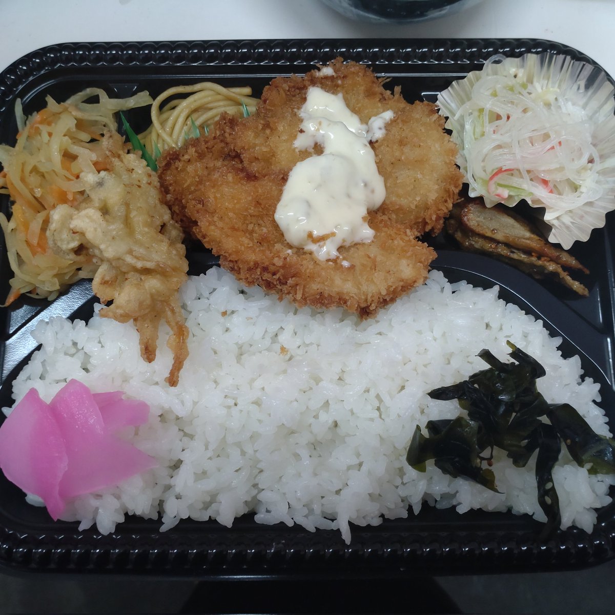 Petitefleur2147's tweet photo. 今日のおべんとたち

#沖縄市⁡
⁡#泡瀬⁡⁡
⁡#お弁当⁡
⁡#日替わり⁡
⁡#パン⁡⁡
⁡#クッキー
⁡#焼き菓子⁡
⁡#日替わりパン
#行楽弁当⁡⁡⁡
⁡ https://t.co/TCyEYWAkOR