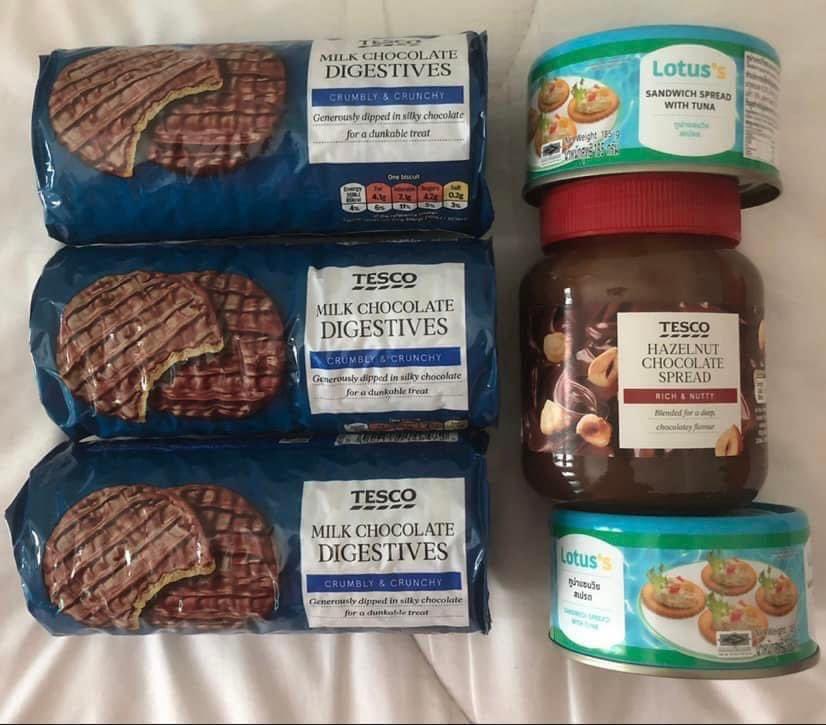 MalayFoodHunter's tweet photo. Biskut terpaling “sedapp” dekat Tesco ! 😍

Kalau pernah makan biskut digestives, yang tesco ni ala-ala biskut coklat tu tapi tersangat lah sedap ! My fav all time https://t.co/9c0g3hA7J1