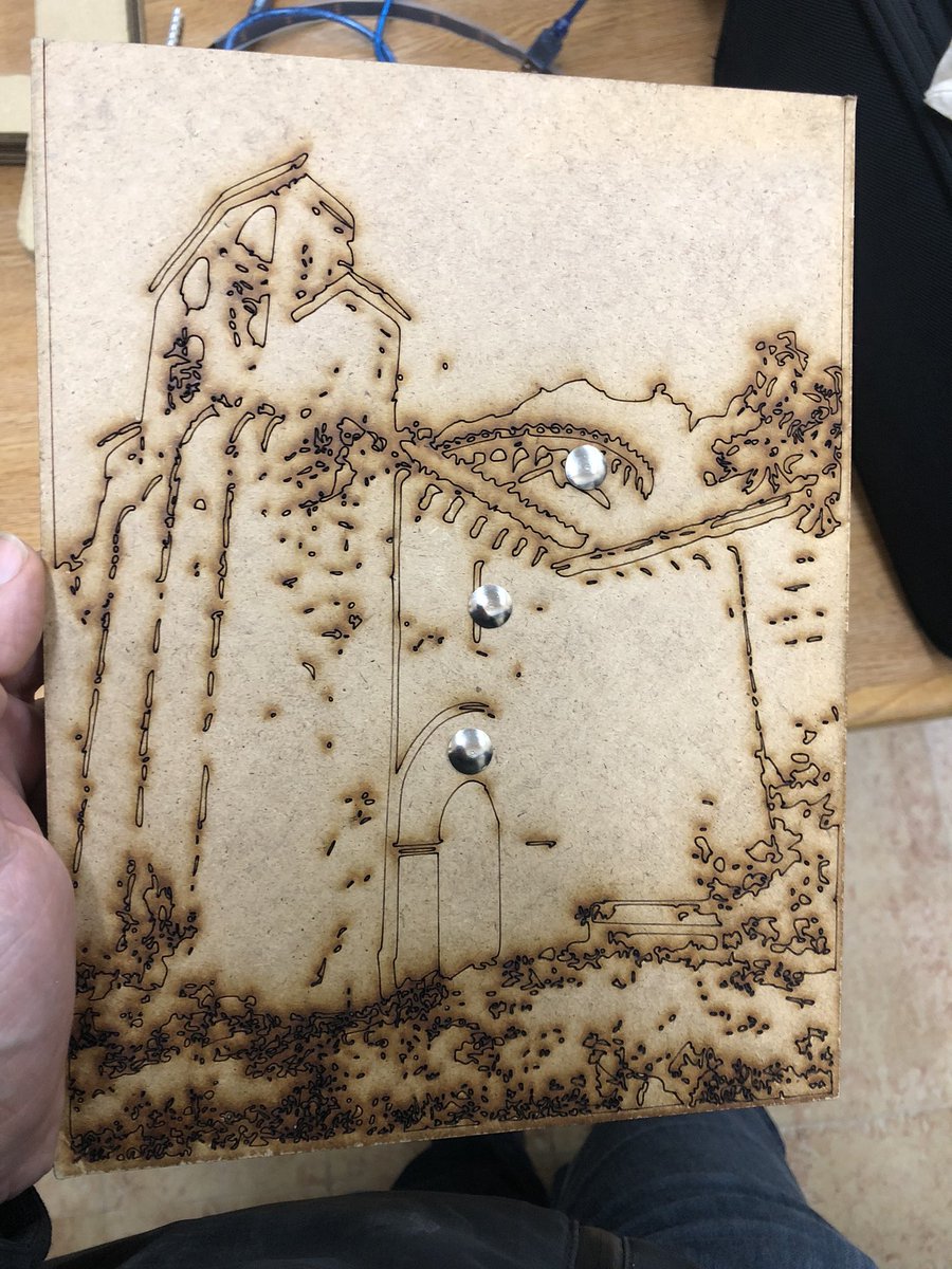 raulav07's tweet photo. Gràcies @MarcSibila per la inspiradora sessió de #STEAMtools! Moltes idees i projectes en ment gràcies a les teves experiències d’aula. Seguim! https://t.co/Wd75B02Jq8