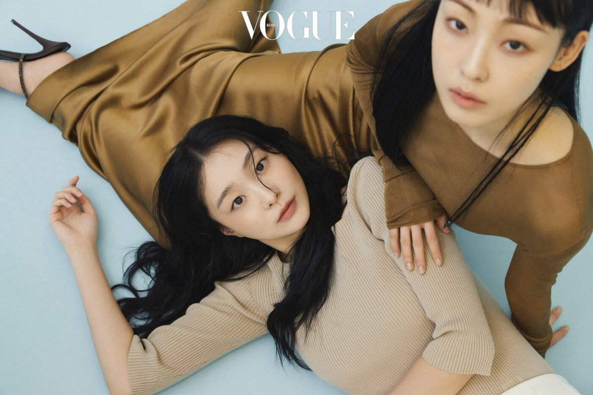 어느새 친근하게 부르게 된 서로의 이름. 영화 <소울메이트>의 두 주인공으로 같은 시간, 같은 장소에 머문 김다미와 전소니가 그날의 기억을 소환하며 눈을 반짝였습니다 

▶️ vogue.co.kr/?ddw=138519