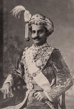 ಮಹಾರಾಜ ಶ್ರೀ ಚಾಮರಾಜೇಂದ್ರ ಒಡೆಯರ್ ಅವರ 160ನೇ ಜನ್ಮದಿನದಂದು ಅವರನ್ನು ಸ್ಮರಿಸುತ್ತಿದ್ದೇವೆ.🙏🏻

#MysuruCity
#KingWadiyar 👑 – at Mysore Palace
