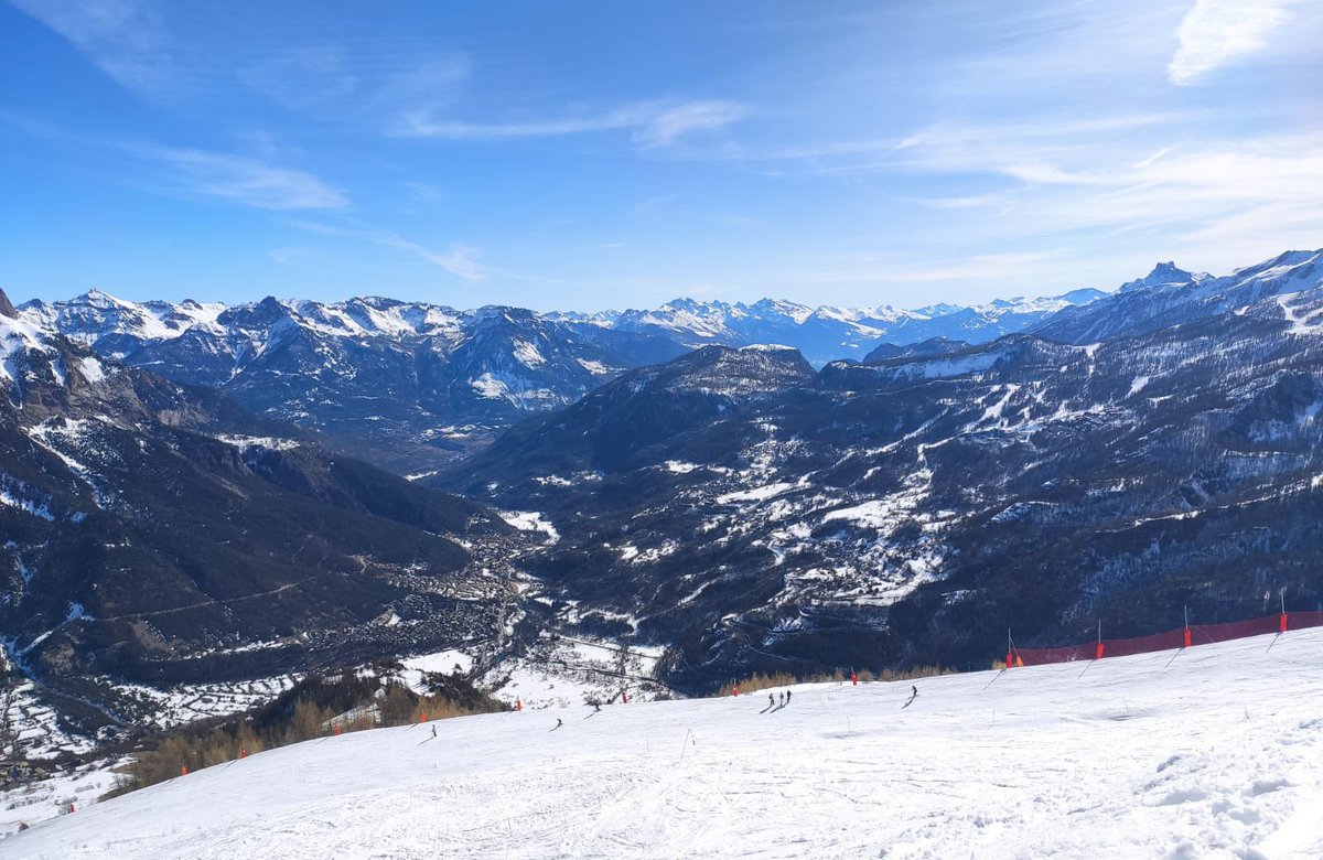 Pelvoux Vallouise Domaine Skiable tweet media
