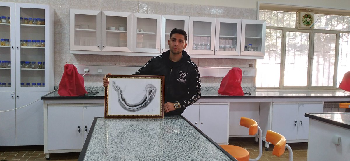 Maryam Nazarbeigi (@m_nazarbeigy) on Twitter photo 2023-02-22 06:38:27 Beautiful painting by #Hamidi, one of the best my students.
#Parasitology #schistosoma #maleschistosoma #painting #paintings #art #Parasiteart #scienceart #Parasitologylab #sciencecommunication @asianartmuseum @ParasiteJournal @PWB_Global @WAAVP2023 @artfund Beautiful painting by #Hamidi, one of the best my students.
#Parasitology #schistosoma #maleschistosoma #painting #paintings #art #Parasiteart #scienceart #Parasitologylab #sciencecommunication @asianartmuseum @ParasiteJournal @PWB_Global @WAAVP2023 @artfund