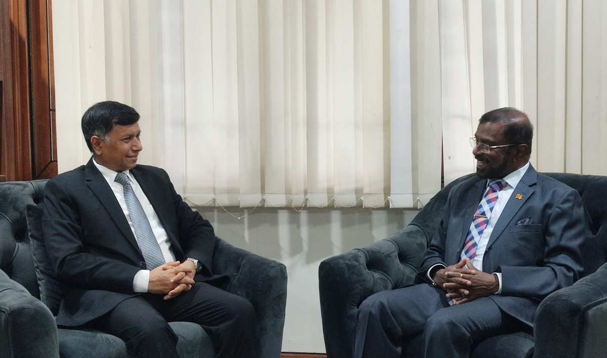 MMostafizRahman's tweet photo. Glad to receive a courtesy call on Admiral (Prof.) Jayanath Colombage, Ambassador of Srilanka to Indonesia on 22 Feb 2023 and discuss areas of cooperation between the two countries. https://t.co/qKZfKrHo0b