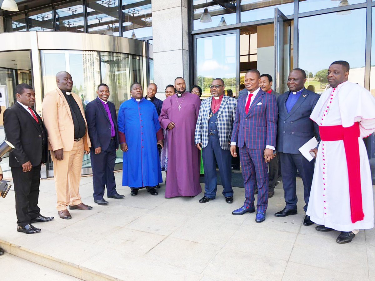 mynassah's tweet photo. With Malawi's economy struggling, one Prophet Shepherd Bushiri led several religious leaders in the country's capital to pray to God to intervene.
They asked God for money in people's pockets, foreign currency to flow into the country, jobs to open up, the Ukraine war to end... https://t.co/wW9YTzL7Sj