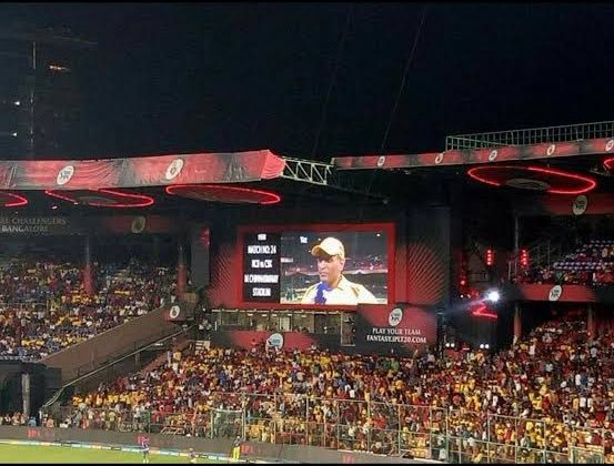 Mahiyank_78's tweet photo. Chinnaswamy is CSK territory where some RCB fans come to witness RCB's Defeat. https://t.co/tVfYjHrbJ9