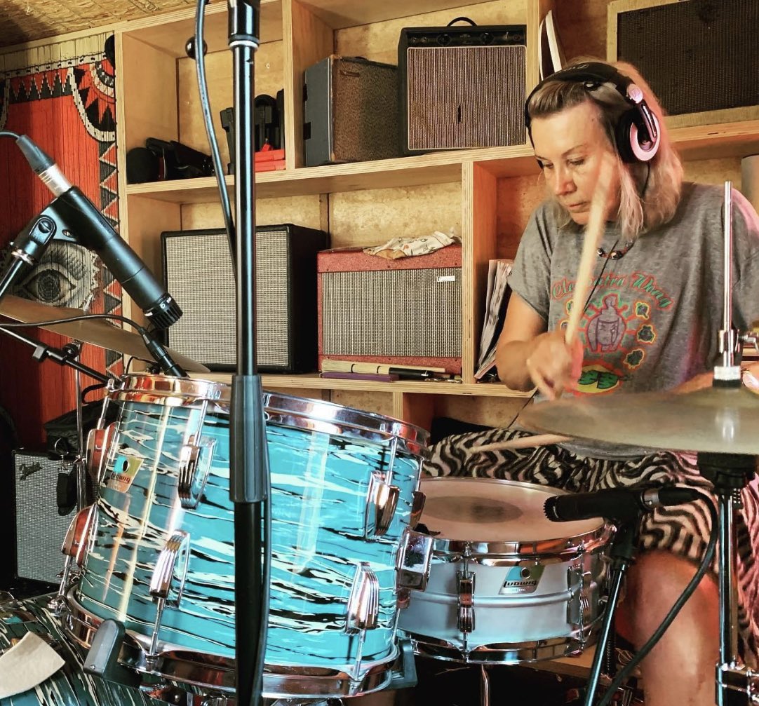 Recorded 6 new songs today in Melbourne. You’ll hear them Wollongong March 3 Music Lounge and Canberra March 4. ⁦<a href="/ROBERTSNARSKI1/">ROBERT SNARSKI</a>⁩