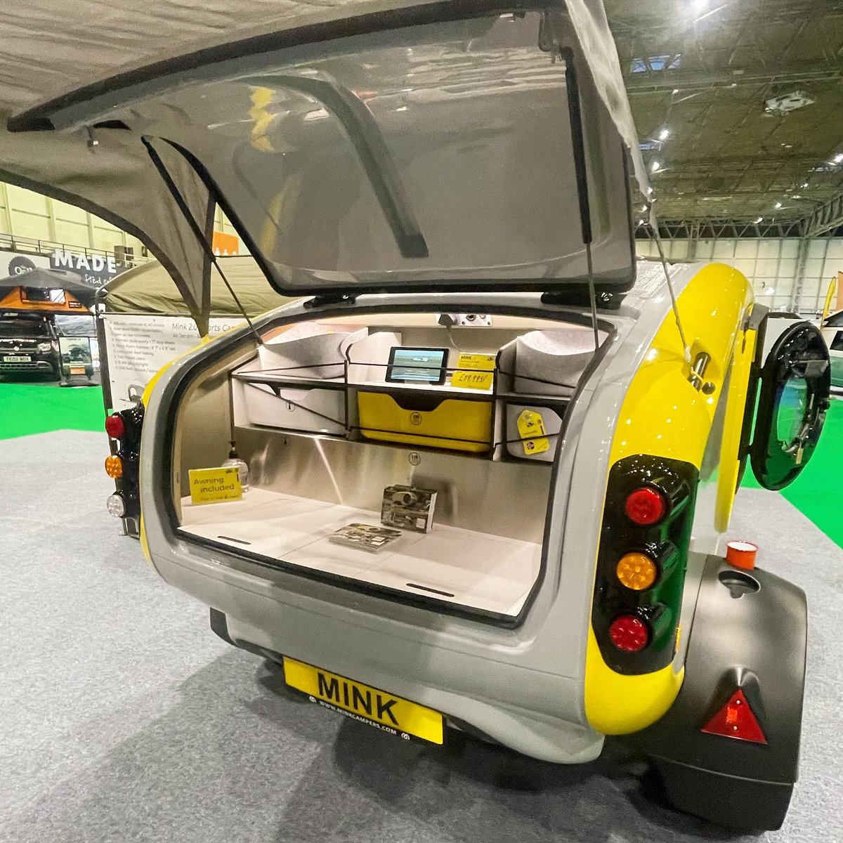 NotAnotherWhiteBox tweet media