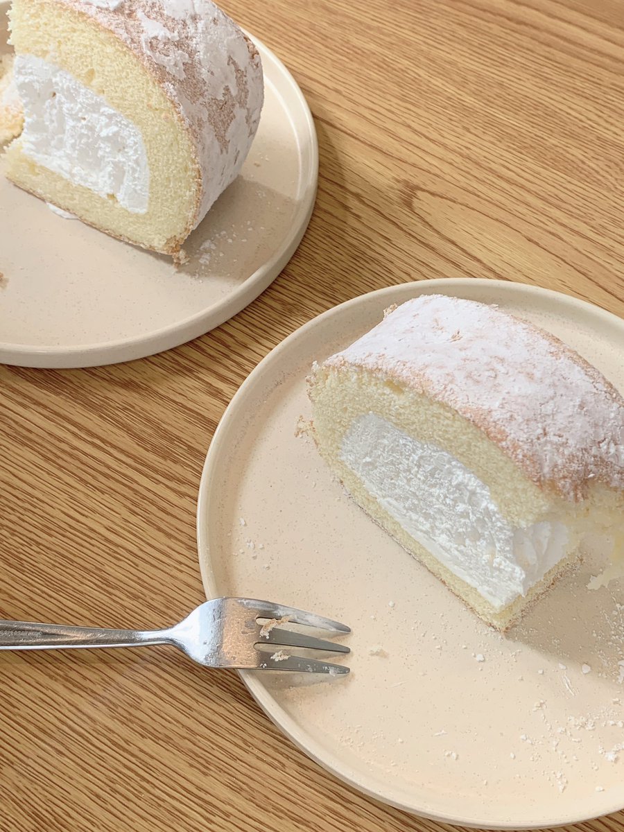 addtochwe's tweet photo. 딸기쇼트케이크 🍰˚₊·—̳͟͞͞♡ https://t.co/isd1CtepIV