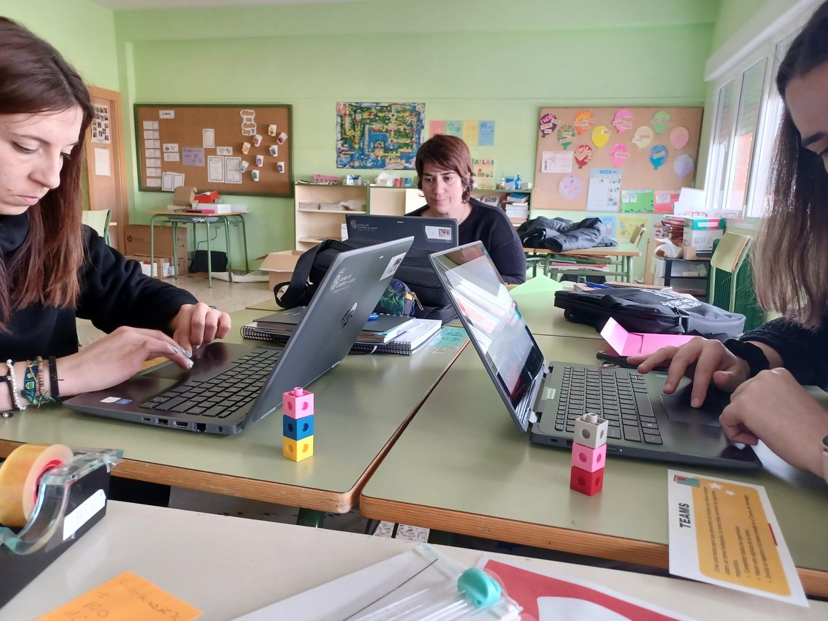 Déborah tweet media