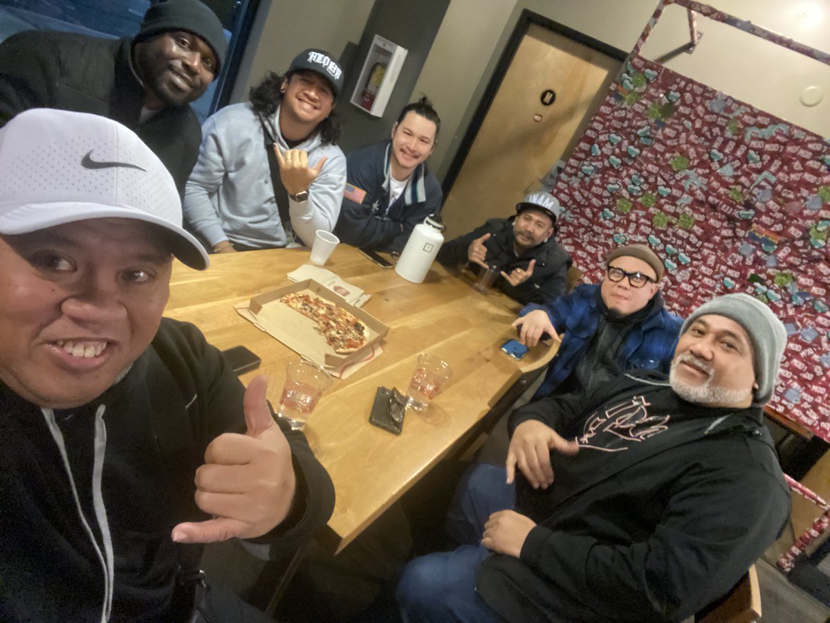 pcoach808's tweet image. I had an awesome time gathering with these men of God from Pearlside Tacoma for small group discipleship! I love hearing their God stories on how they have come to Christ and what God is doing in their lives today! 
#discipleshipisrelationship 
#gomakedisciples 
Imua!
PCoach🤙🏽