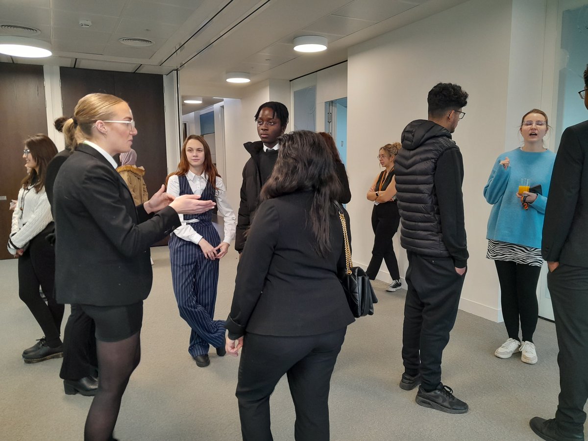 Lawnswood School tweet media
