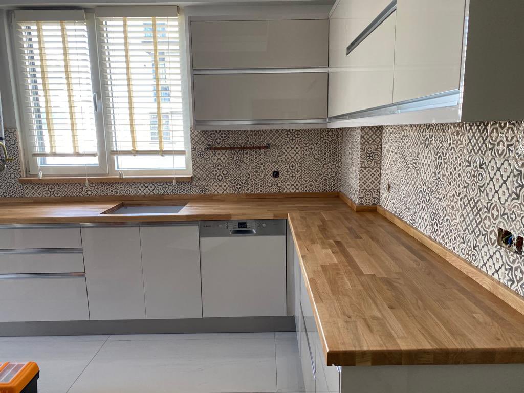 Promasifcom's tweet photo. #ahşap #mutfak #dekor #mutfakdekor #dekorasyon #ev #wood #masif #meşe #tezgah #mutfaktezgahı #mutfaktezgah #evdekor #evdekorasyon #evim #ev #banyo #banyotezgahı https://t.co/GdCMkHkKle