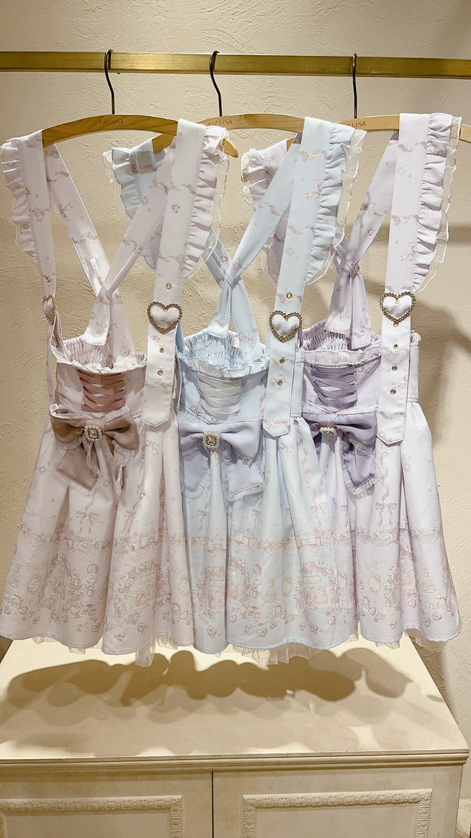 ㅤㅤㅤ -- 𝐑𝐞𝐜𝐨𝐦𝐦𝐞𝐧𝐝 -- #girlsparty柄サスペンダー付