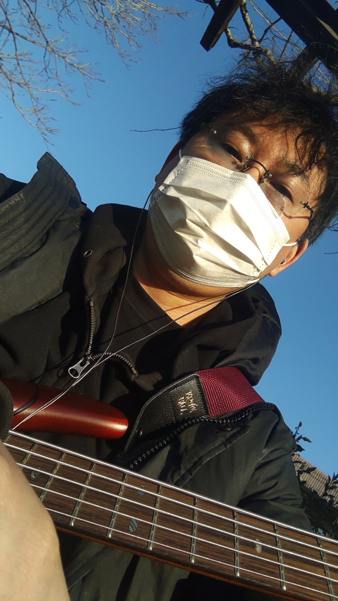 TsukemenO's tweet photo. 公園で五右衛門の練習 https://t.co/M63q5EGv7P
